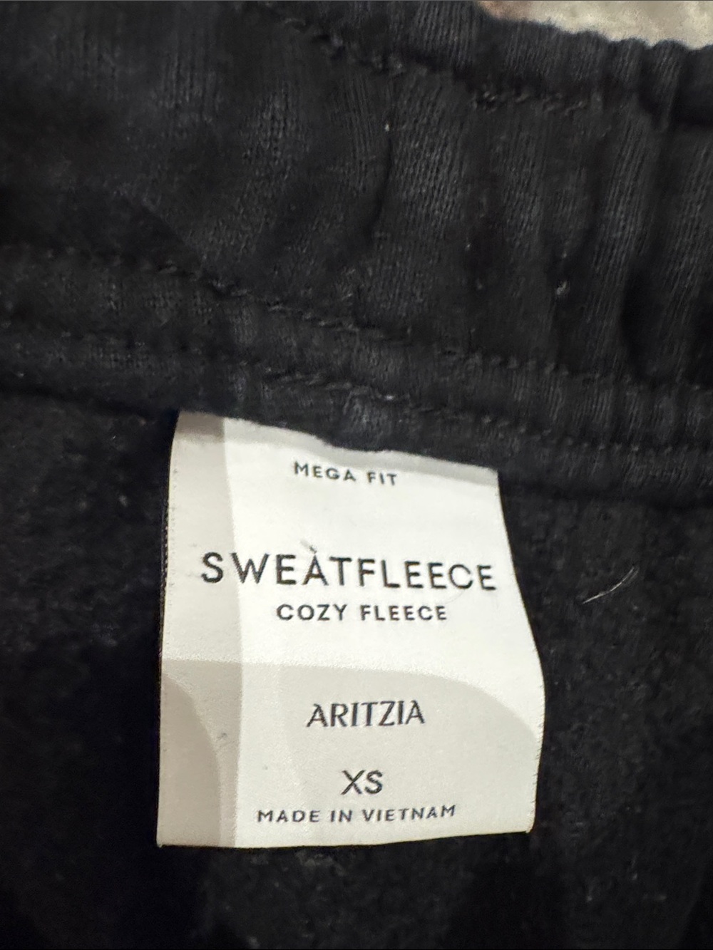 Aritzia SweatFleece Cozy Fleece - Black